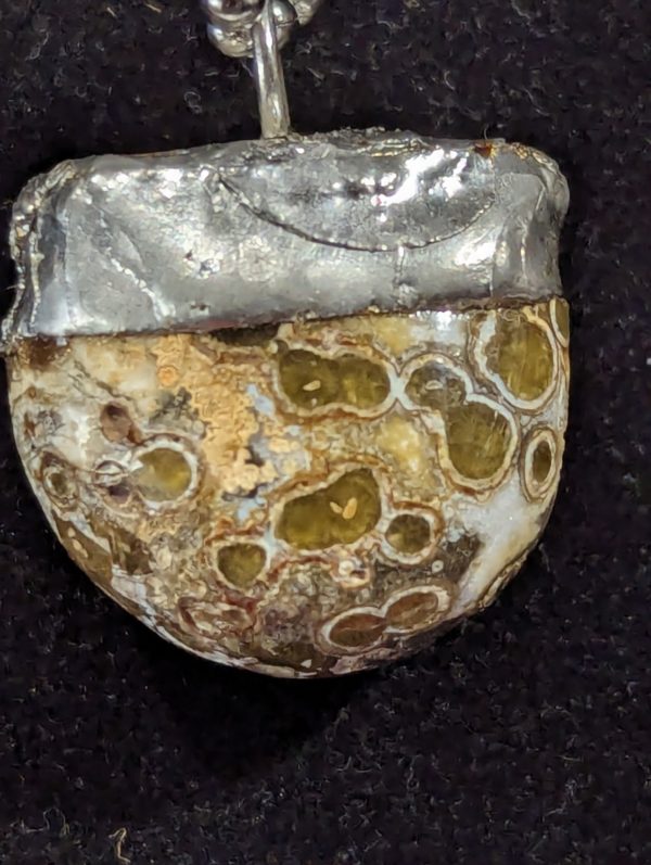 Wavellite